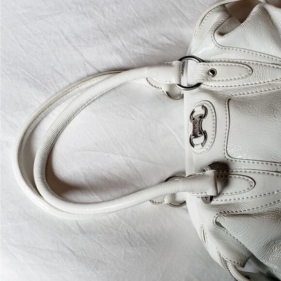 MK Puffer Handbag - Picture 5 of 10